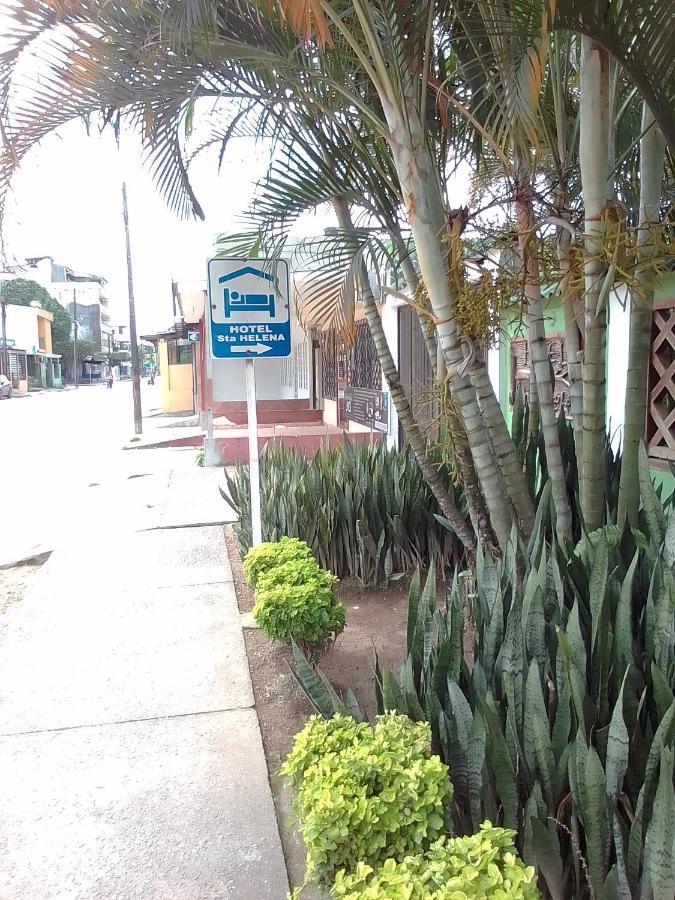Hotel Santa Helena Leticia Exterior photo